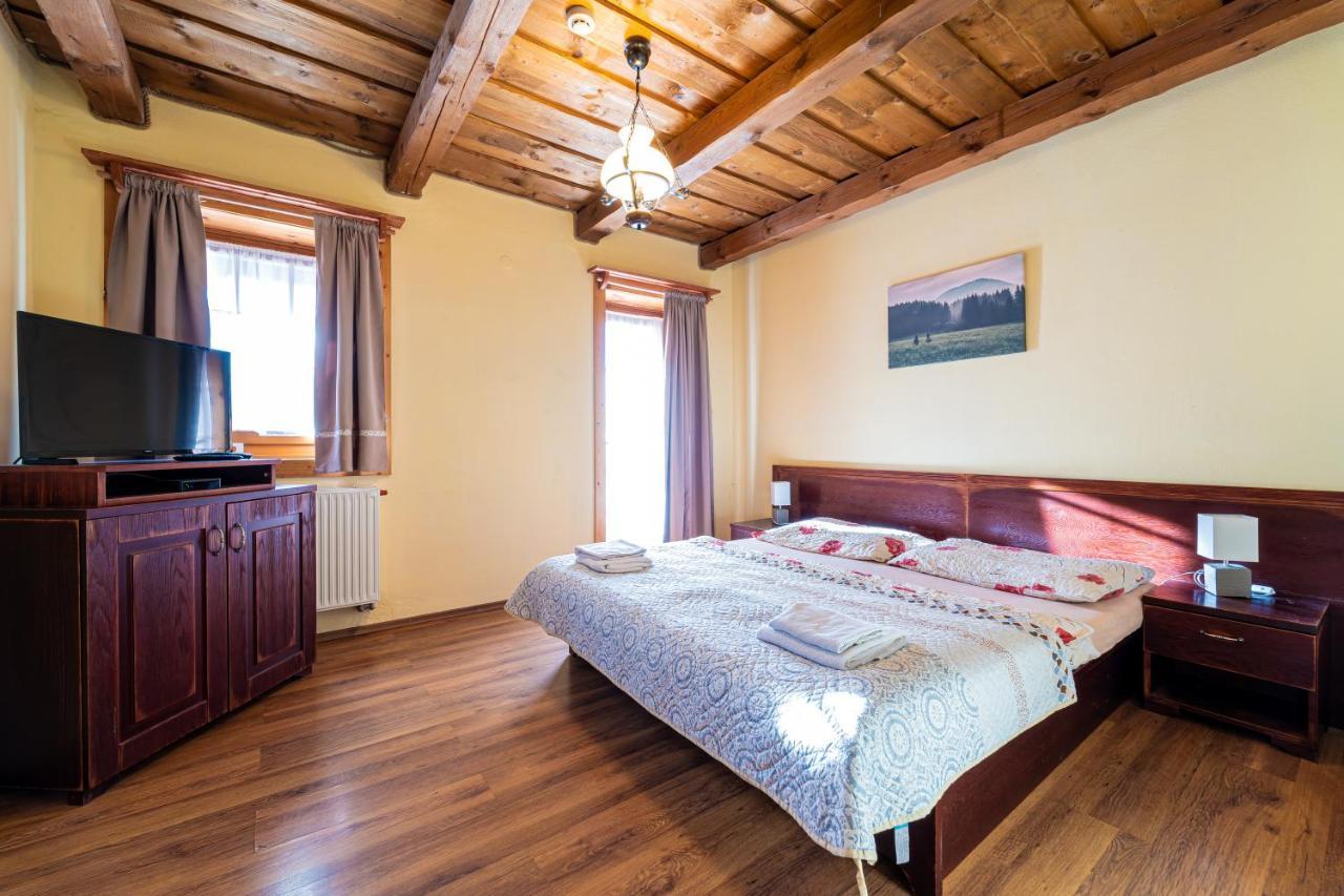Hostal Ranc Pod Ostrou Skalou Stratená Exterior foto