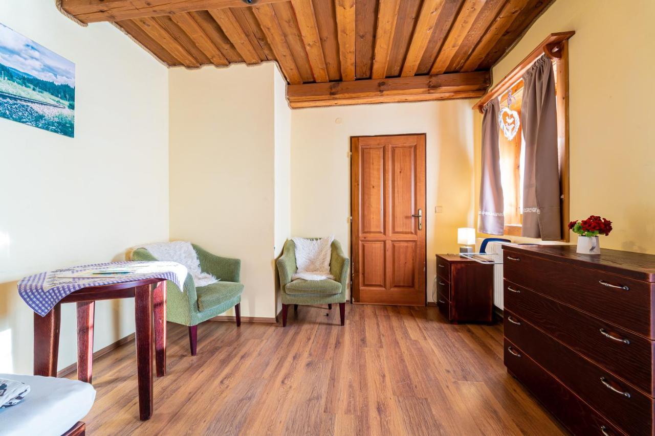 Hostal Ranc Pod Ostrou Skalou Stratená Exterior foto