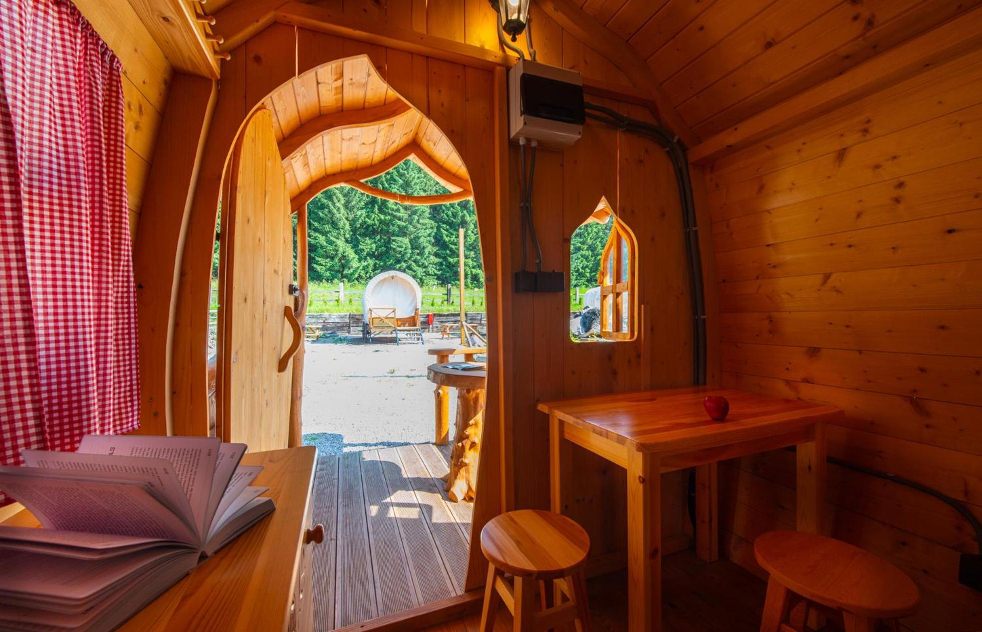 Hostal Ranc Pod Ostrou Skalou Stratená Exterior foto