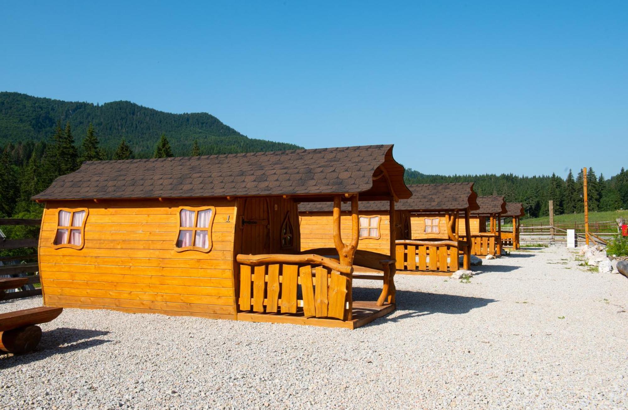 Hostal Ranc Pod Ostrou Skalou Stratená Exterior foto